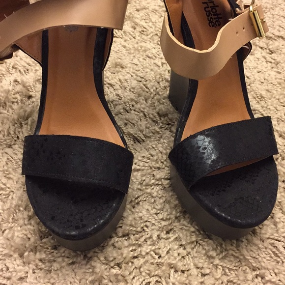 ❌🚫SOLD❌🚫SZ 6 NEW Charlotte Russe double S - Picture 3 of 5